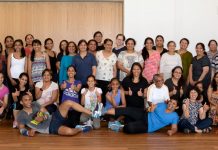 Move and Connect (2016)