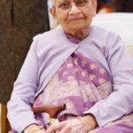 Late Savitaben Mohanlal Shah